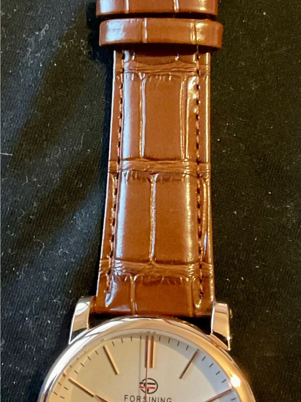 NIB AUTOMATIC Forsining Gold and Cream Dress Watch
